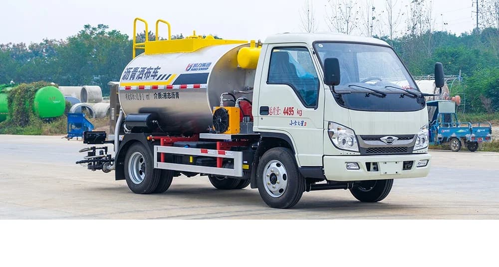Kaili Foton 3 m³ Asphalt Distributor