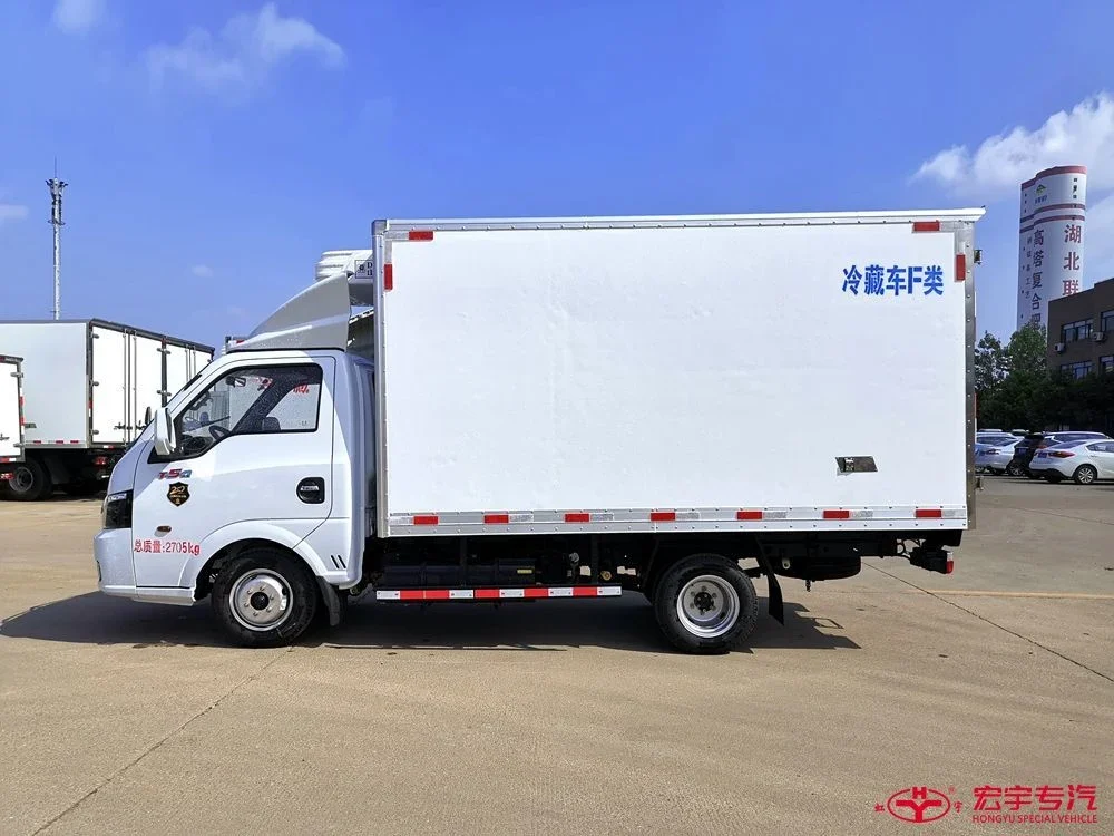 Hongyu Dongfeng Tuyi Refrigerated Truck — reference view 3