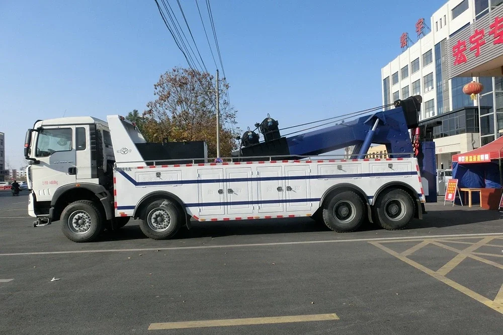 Hongyu HOWO Four-Axle Heavy Recovery Truck — reference view 2