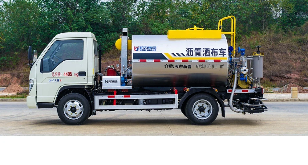 Kaili Foton 3 m³ Asphalt Distributor — reference view 4