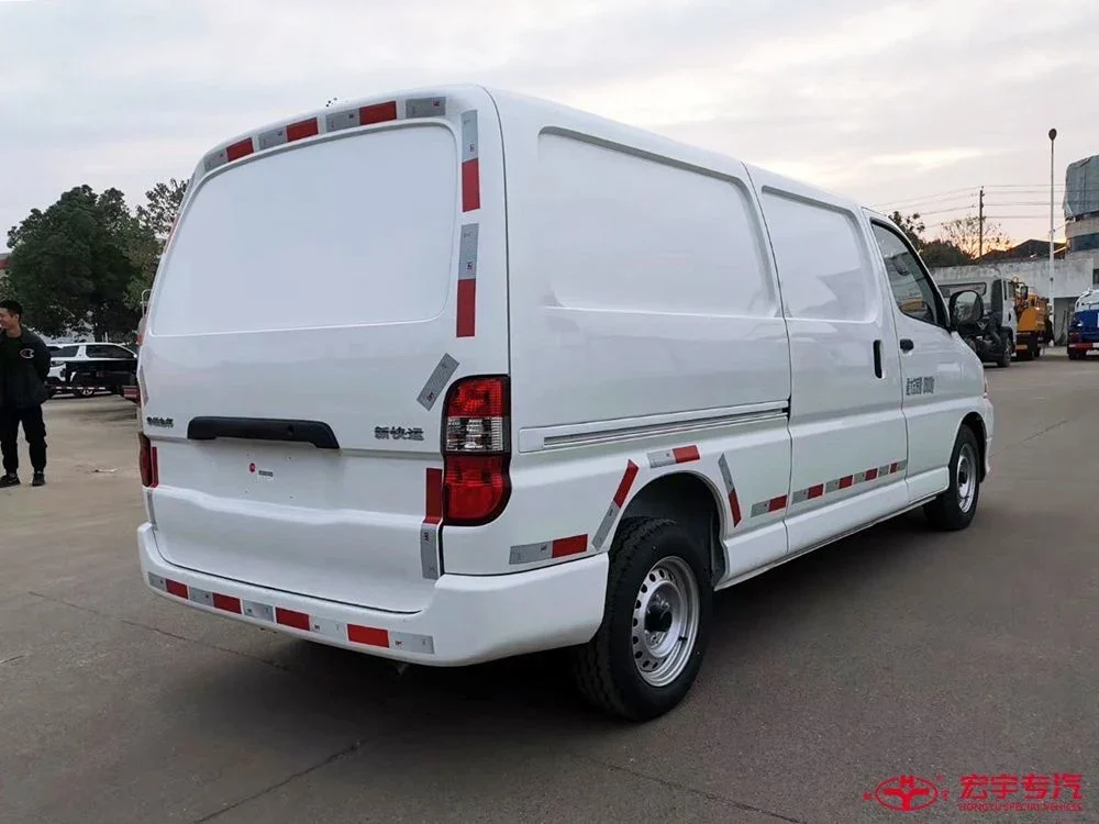 Hongyu Jinbei Refrigerated Van — reference view 4