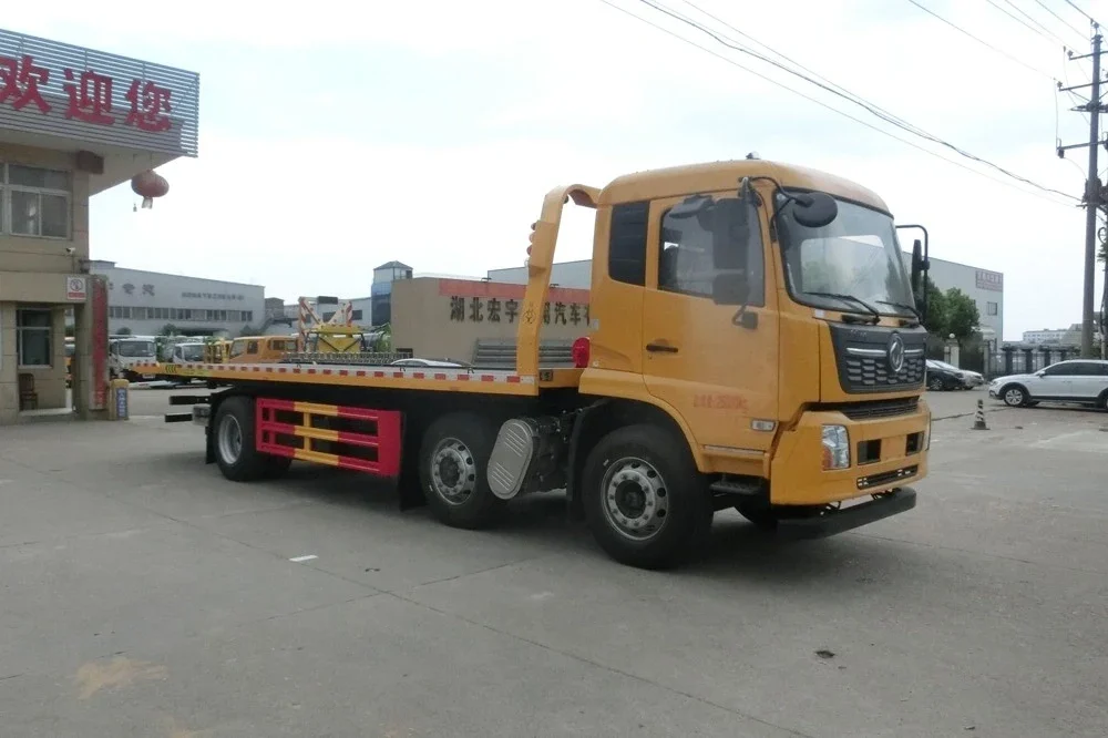 Hongyu Dongfeng Tianjin Three-Axle Recovery Truck — reference view 4