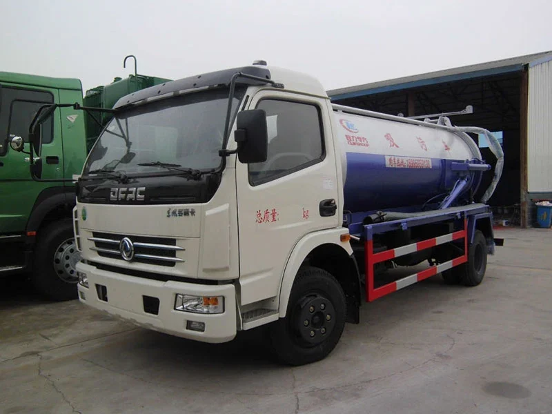 CLW Dongfeng 5 m³ Vacuum Sewage Truck — reference view 4
