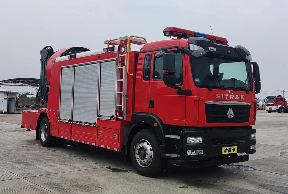 XDR SITRAK Smoke Exhaust Fire Truck — reference view 2