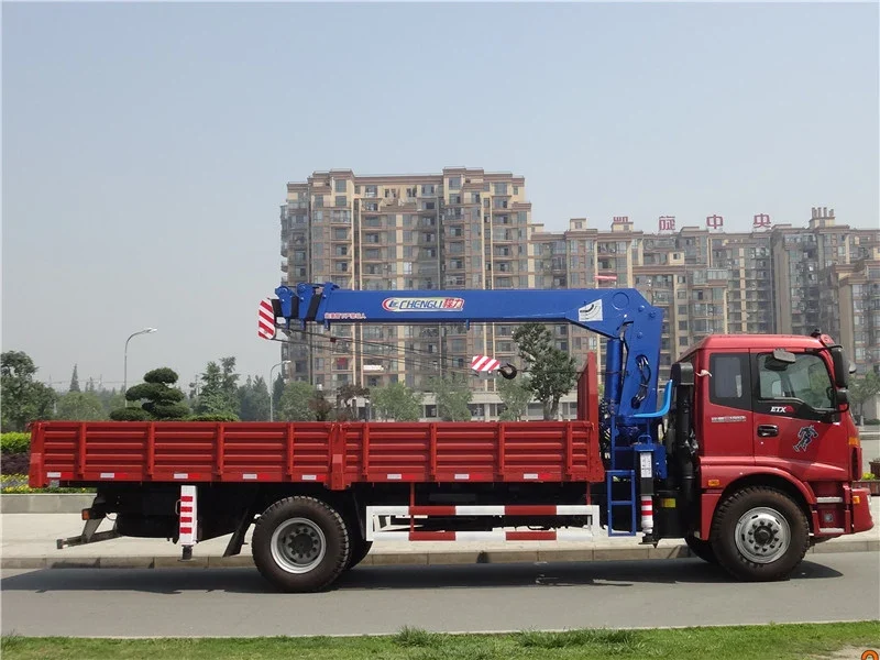 CLW Foton XCMG Crane Truck — reference view 4